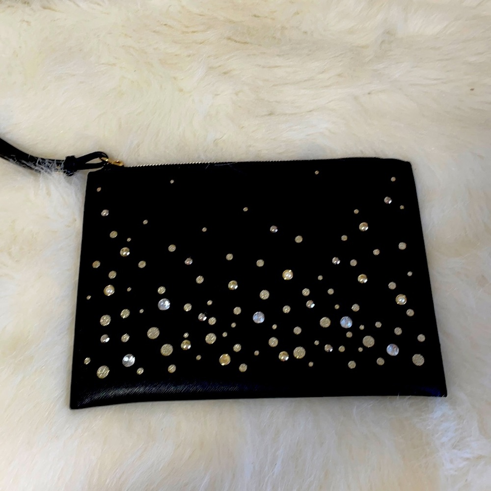 Black wristlet